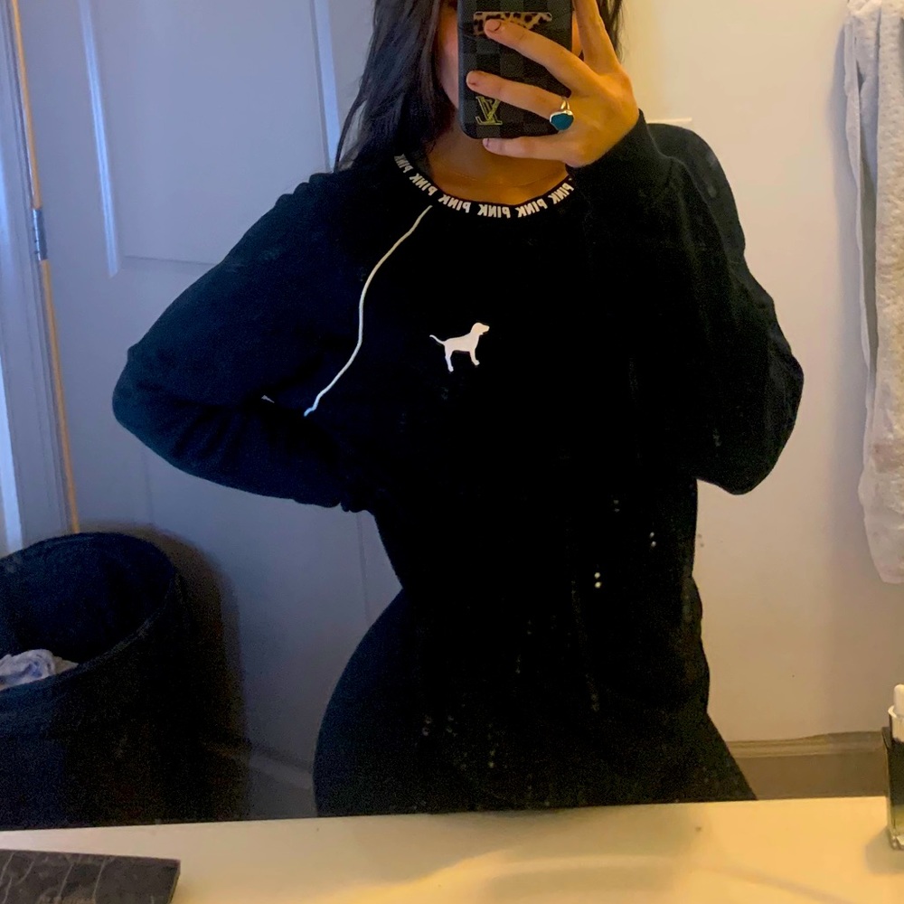 VS Pink Crewneck